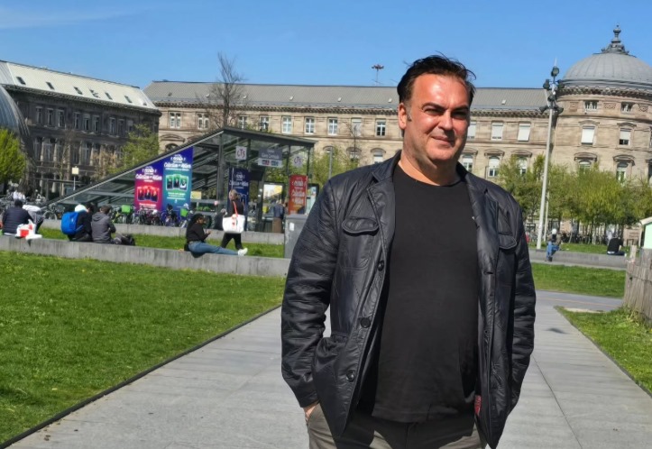 Umut Yılmazkeçeci’den Yeni Eser: “Bir Bavul Umut”