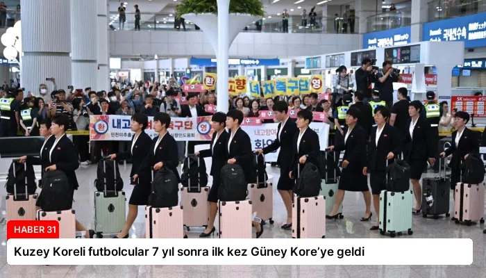 Kuzey Koreli futbolcular 7 yıl sonra ilk kez Güney Kore’ye geldi